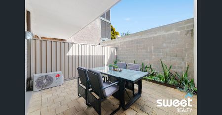 FULLY FURNISHED STUDIO IN SILVERWATER - Photo 3