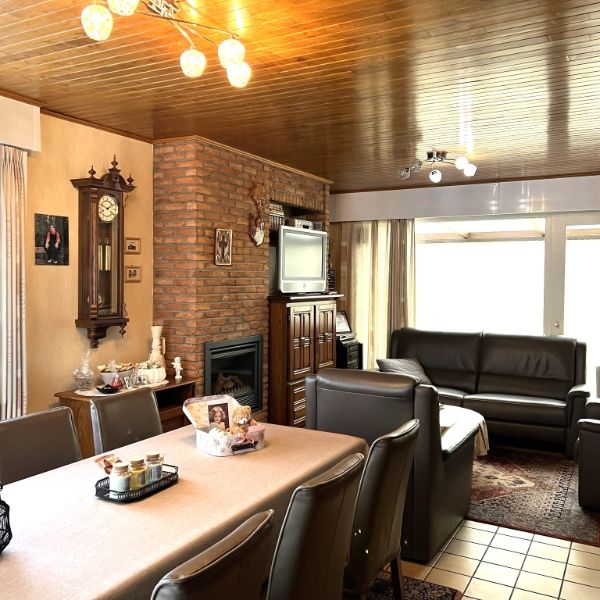 rustig gelegen woning in hartje Diksmuide - Photo 1