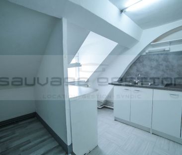 Location Appartement 2 pièces 38m² DEVILLE LES ROUEN 76250 - Photo 2