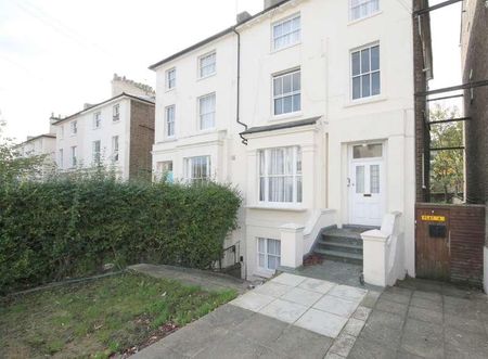 Miranda Road, Archway, N19 - Photo 2