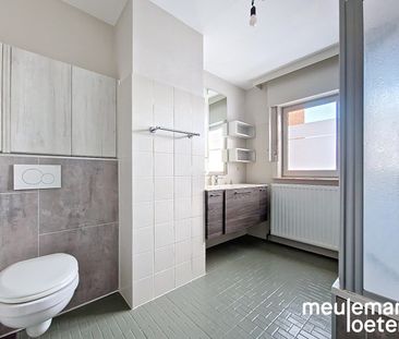 Lichtrijke woning met drie slaapkamers - Photo 2