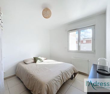 Location Appartement 3 pièces 68m² - Photo 3