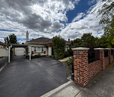 3 Burns Avenue, MURRUMBEENA - Photo 1