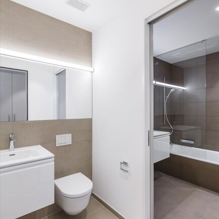 Votre nouvelle maison dans la ville moderne de Schönburg - Photo 1