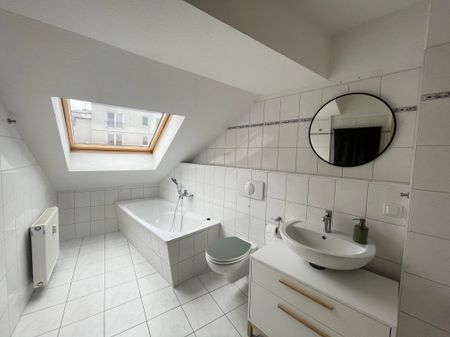 Stadtoase mit Dachterrasse: Exquisite Wohnung in Magdeburg Stadtfeld Ost! - Foto 3