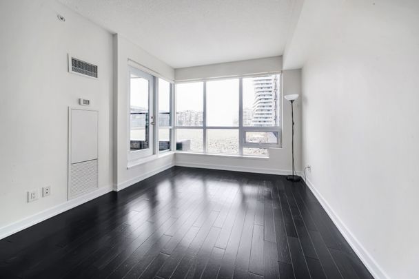 For Lease - 510 Curran Place Unit# 801, Mississauga, Ontario - Photo 1