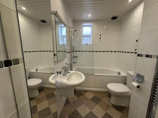 Bread Street, Burnley - Photo 1