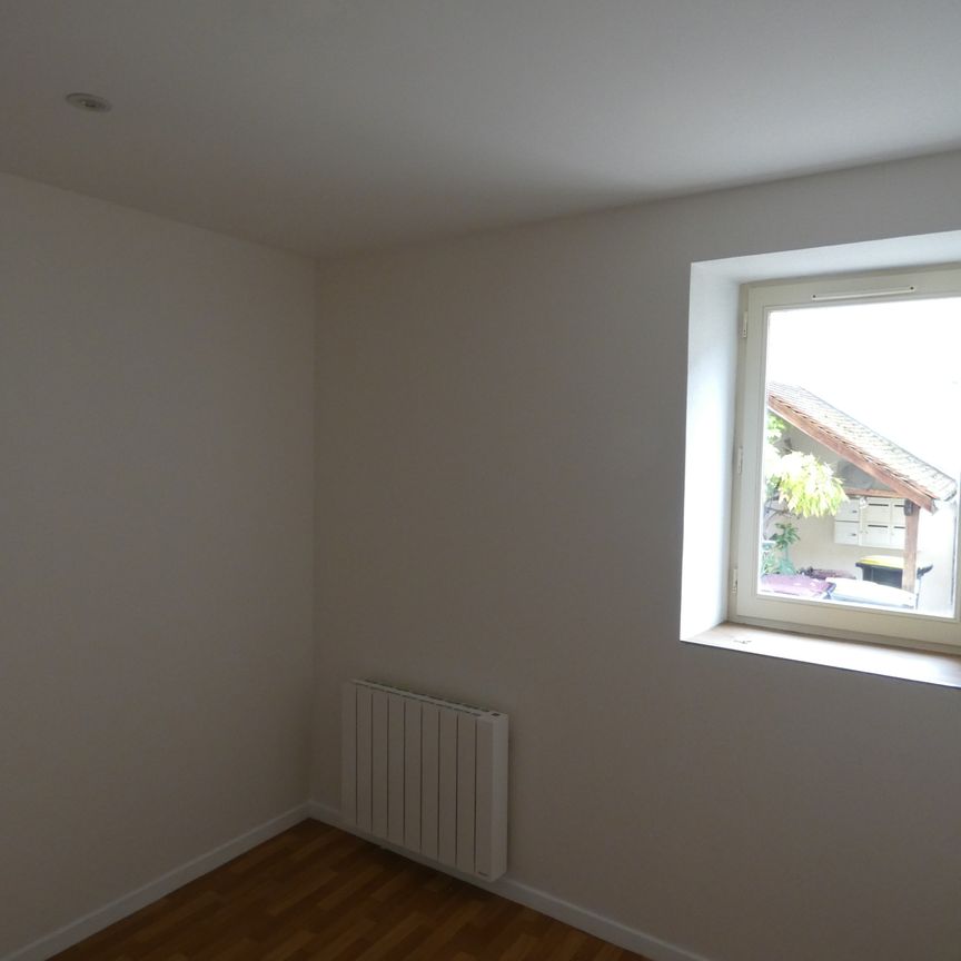Location Appartement 2 pièces 24m² BEAUNE 21200 - Photo 1