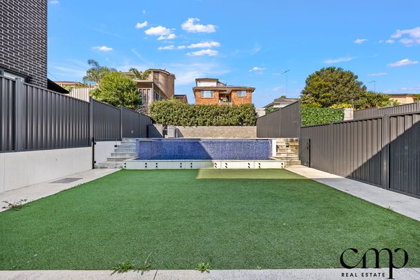 91B Renton Avenue, Moorebank NSW 2170 - House For Rent | Domain - Photo 1