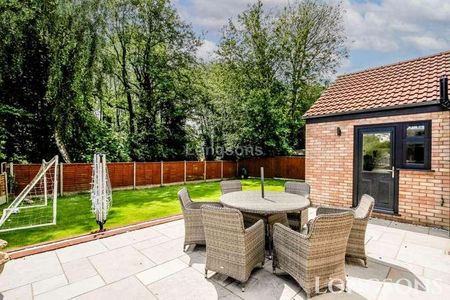 Elizabeth Drive, Necton, PE37 - Photo 3