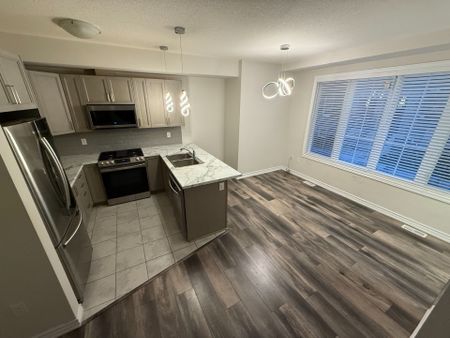 For Lease - 445 Ontario Street Unit# 108, Milton, Ontario - Photo 2