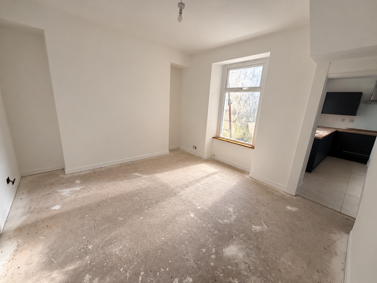 4 bedroom terraced house to rent - Photo 1