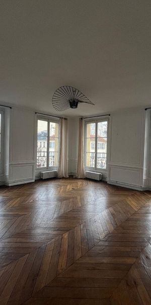 Location appartement 6 pièces, 131.47m², Versailles - Photo 2