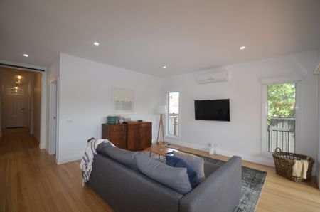 FULLY FURNISHED - CONTACT AGENT FOR AVAILABILITY - Photo 2