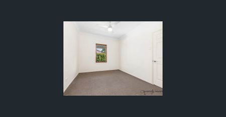 Cutest Cottage Around! - Photo 5