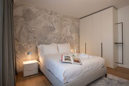 Flexible Rental from 1 Month -Furnished 3.5-Room Apartment with Balcony and Stunning Views in Lugano - Foto 4