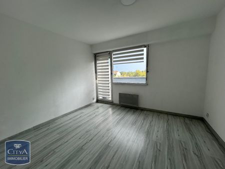 Location Appartement 2 pièces 45m² ILLZACH 68110 - Photo 2