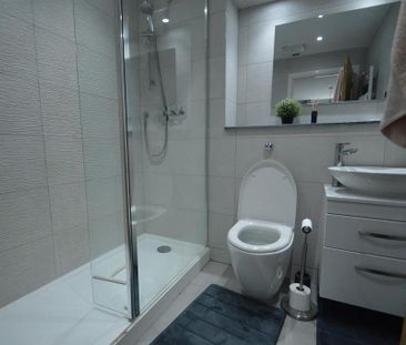 2 bedroom apartment to rent - Photo 6