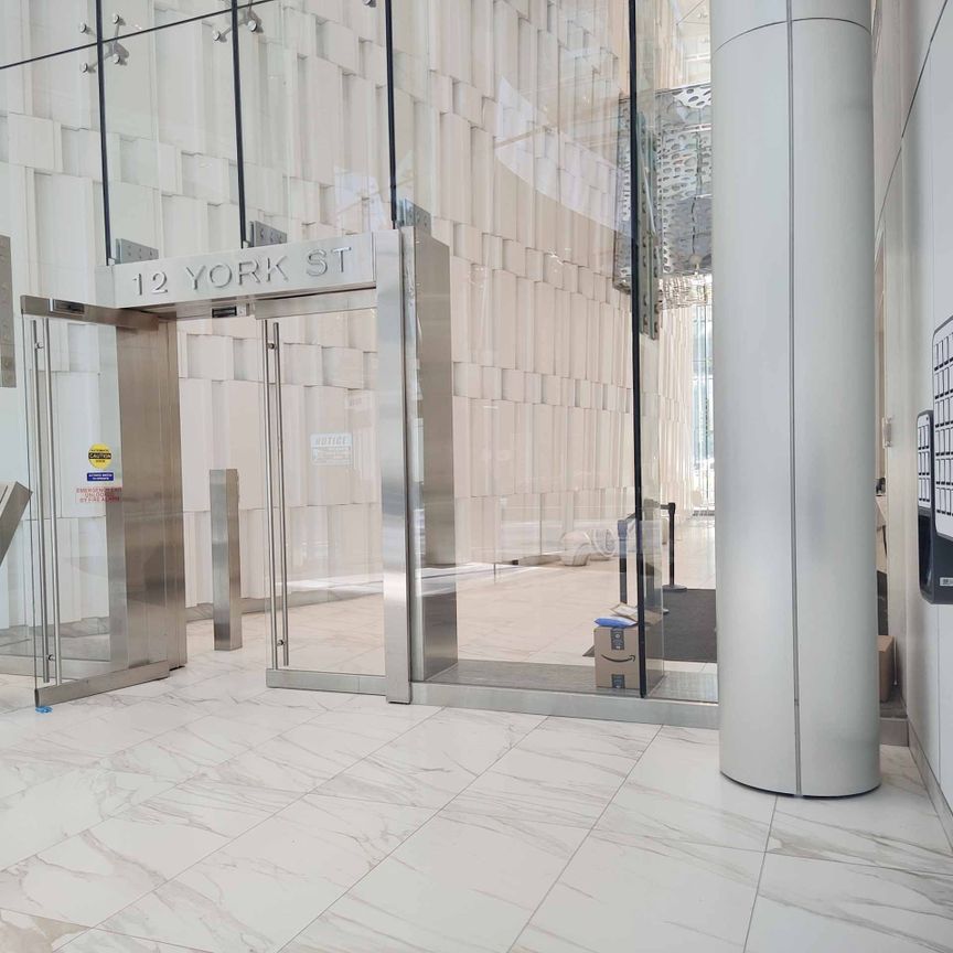 For Lease - 12 York Street Unit# 5006, Toronto, Ontario - Photo 1
