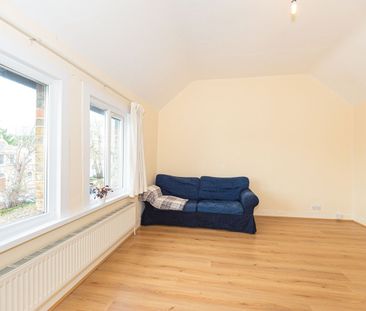 1 Bed Flat, Saint Mary's Road, W5 - Photo 3