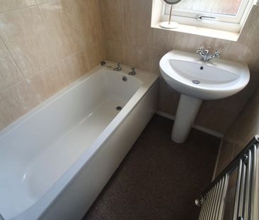 Yewtree Avenue, Preston - Photo 5
