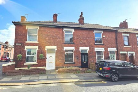 2 bedroom terraced house to rent - Photo 5