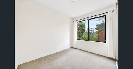 Spacious 2-Bedroom Apartment in Prime Meadowbank Location - Photo 5