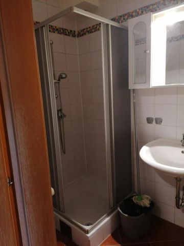 Günstige kleine Garçonnière in Lang - Photo 5