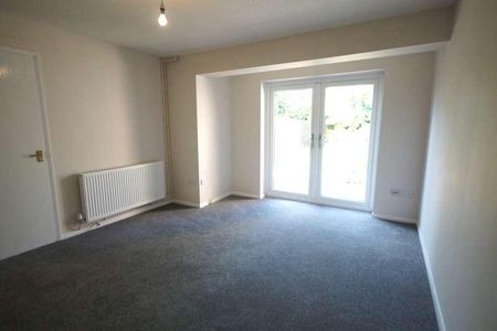 Fleetham Gardens, Lower Earley, Reading, RG6 - Photo 3