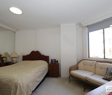 Spacious 2 Bedroom Apartment - Photo 4