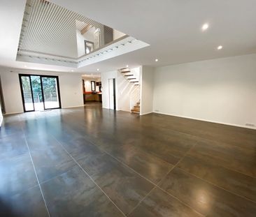 Location Maison 6 pièces 168m² MERIGNAC 33700 - Photo 2