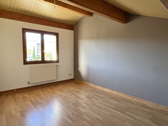 Location Maison 3 pièces 82m² CRAPONNE 69290 - Photo 1