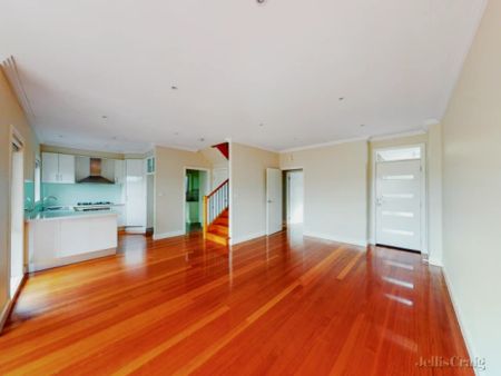 3 Bed, 2 Bath - Photo 3