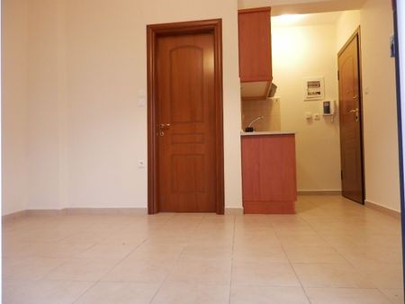 Studio/Γκαρσονιέρα για ενοικίαση 40 Εκκλησιές (40 Εκκλησιές - Ευαγγελίστρια) - Photo 2