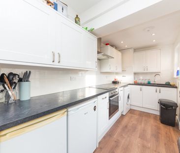 4 bedroom terraced house to rent - Photo 5