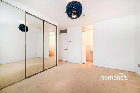 Woodford Green, Bracknell, Berkshire, RG12 - Photo 4