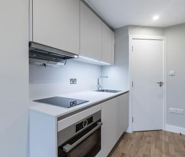 Studio to rent - Photo 6