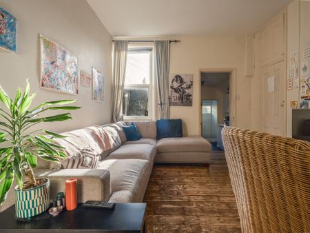 4 bedroom maisonette to rent - Photo 2