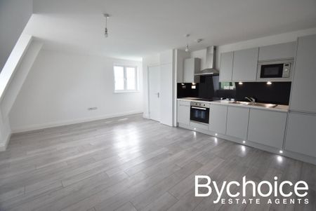 1 bedroom apartment to rent - Photo 2