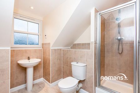 3 bedroom terraced house to rent - Photo 5