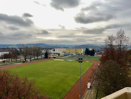 Helle 4-Raum-Wohnung mit zwei Balkonen und saniertem Bad im 4. OG - Photo 5