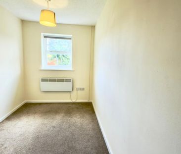 2 bedroom House To Let - Photo 4