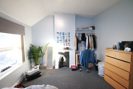 4 Bed Terraced House, Blenheim Road, RG1 - Photo 3