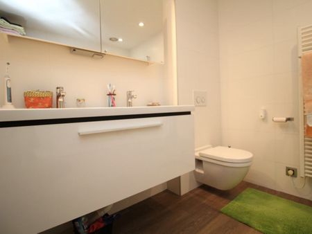 Watermael-Boitsfort - Magnifique appartement 2ch +/- 90m²+ terrasse + jardin - Watermael-boitsfort - Foto 3