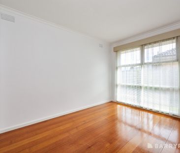 THREE BEDROOM FAMILY HOME - Photo 6