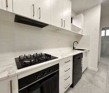 Modern Granny Flat Offering Comfort & Convenience in Smithfield&excl; - Photo 2
