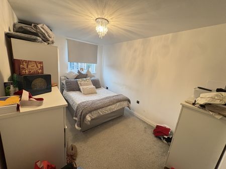 Edinburgh Gate, Harlow - Photo 5