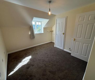 2 bedroom terraced house to rent - Photo 4