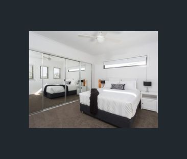 2/31 Booth Street, Golden Square, Vic 3555 - Photo 6