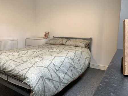 Flat 7 – Erinalice Court (2 Bed) - Photo 3